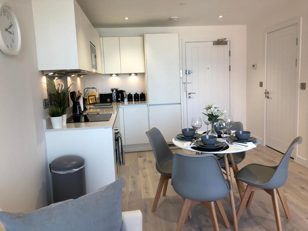 Boutique Collection In Reading By Creatick Apartment ภายนอก รูปภาพ